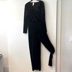 XL H&M velvet jumpsuit/ pantsuit